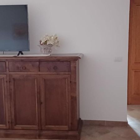 Lisa'S Lovely House Будони Экстерьер фото